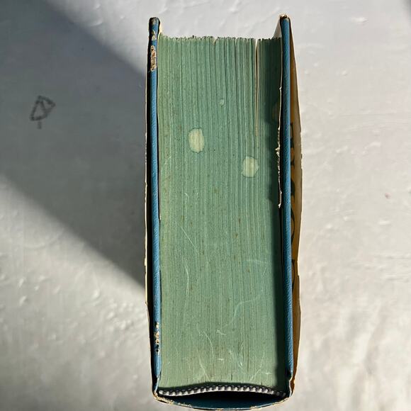 Gone with the Wind by Margaret Mitchell 1964 edition Hardcover with Dust Jacket - Picture 4 of 8